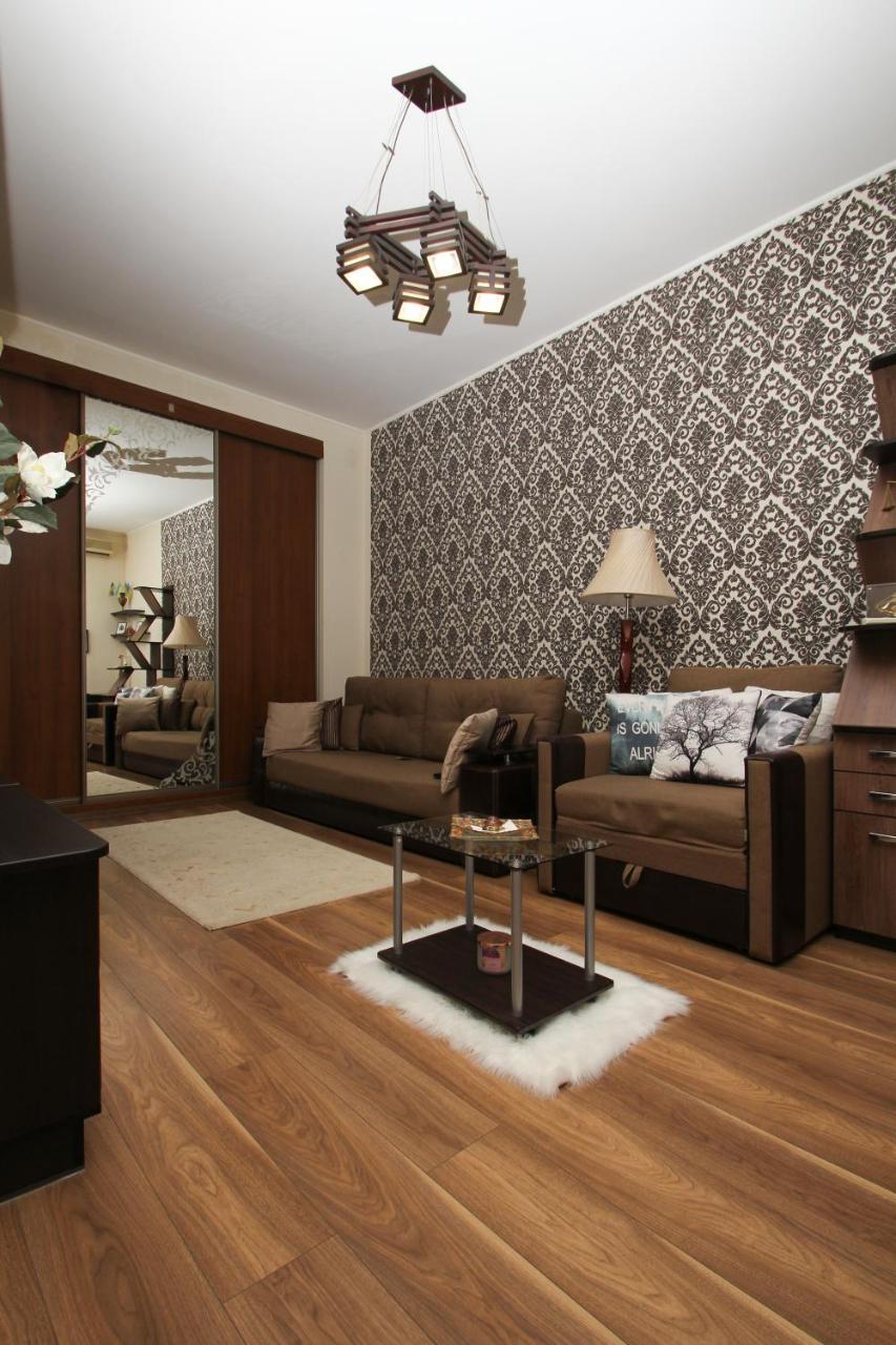 Cozy Apartment On Yevreiska Street Oldenburg Bagian luar foto