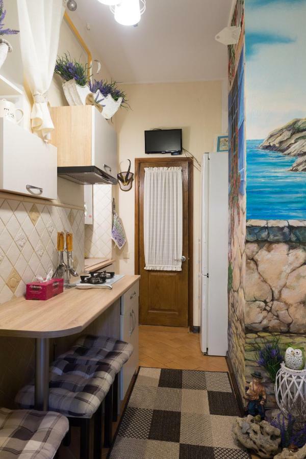 Cozy Apartment On Yevreiska Street Oldenburg Bagian luar foto